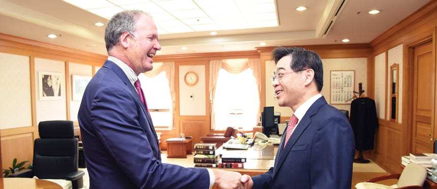 INTERNATIONAL CONNECTION: Professor Robert Merges greets Supreme Court of Korea Justice Kwon Soon-il, a former visiting scholar at Berkeley Law, during his week-long trip to South Korea last fall.