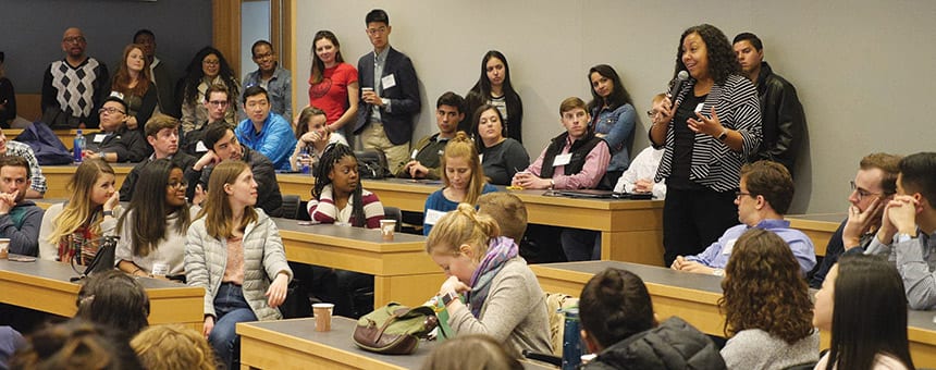 SPIRITED RECRUITER: Cara Sandberg ’12 pitches Berkeley Law during Admitted Students Weekend in March.