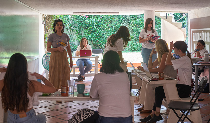 Meeting in open space in Mexico