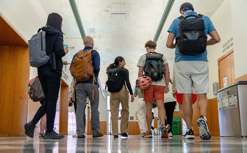 students_walking_to_class